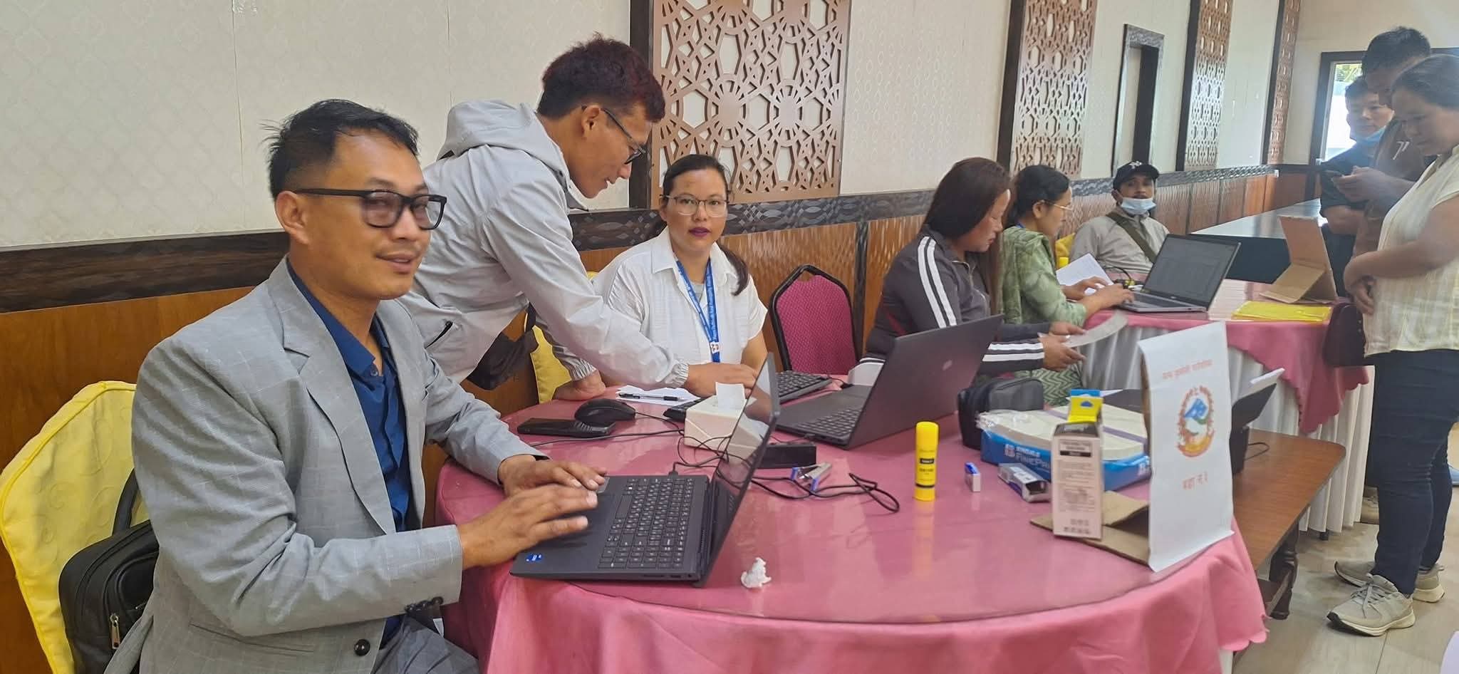 माप्या दुधकोशी गाउँपालिकाको एकीकृत सेवा प्रवाह शिविरको पहिलो दिन ४५५ जनाले लिए सेवा